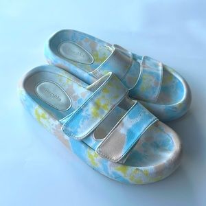 Stylish Flip flops. Size 8. Bershka